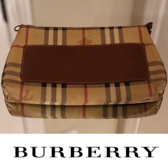 SOLD 😍🛍👜❤️Authentic Burberry London Crossbody - Picture 6 of 8